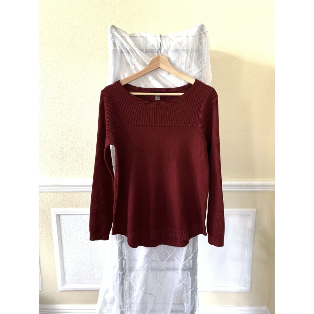 Cable & Gauge Crewneck Burgundy Long Sleeve Sweater